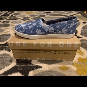 Avalon Blue Floral Suede Toms